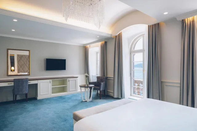 جناح بريميوم، Heritage Grand Perast Hotel 7/8