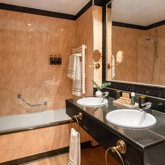 غرفة، Melia Madrid Barajas 8/10
