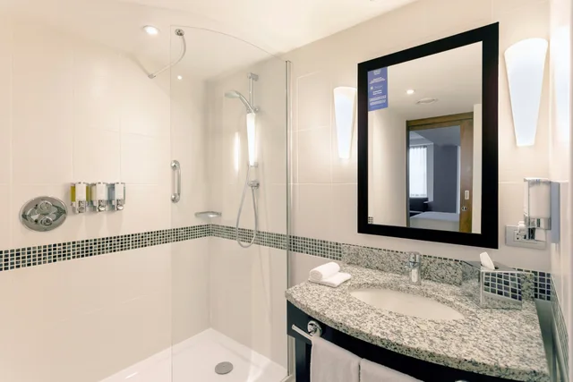 غرفة بسرير كوين مع أريكة، Hampton By Hilton Cluj Napoca 3/4