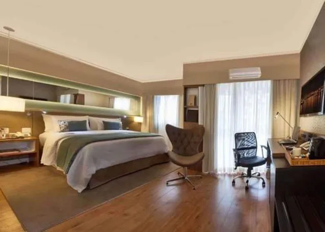 Business, Queen Bed, Clarion Hotel Faria Lima 4/7
