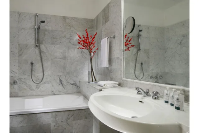 غرفة قياسية ثلاثية، Hotel Kraft 5/5