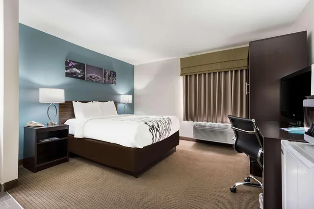غرفة بسرير كوين لذوي الإعاقة، Sleep Inn & Suites Cullman I-65 exit 310 1/4
