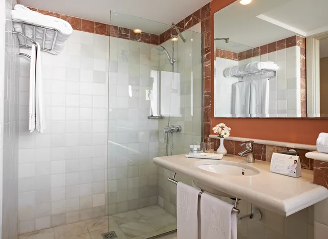 Room, Double Bed, Side Sea View، Hipotels Flamenco Conil 2/2