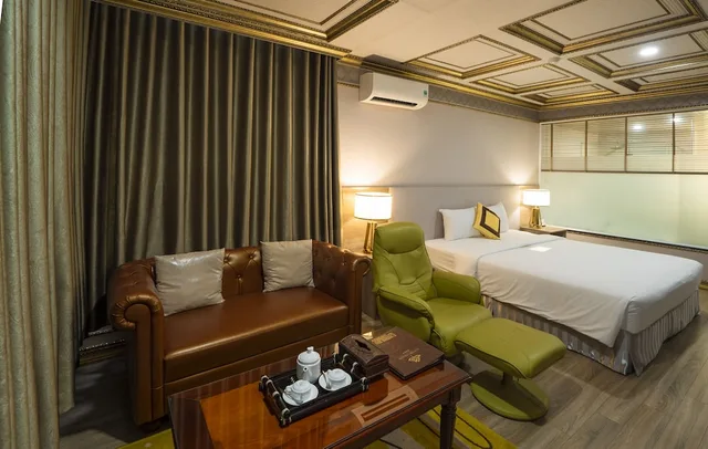 جناح تنفيذي بسرير كوين بإطلالة على المدينة، Lotus Saigon Hotel 6/10