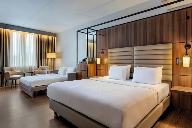 غرفة عائلية بسرير كينج، AC Hotel by Marriott Stockholm Ulriksdal 3/10