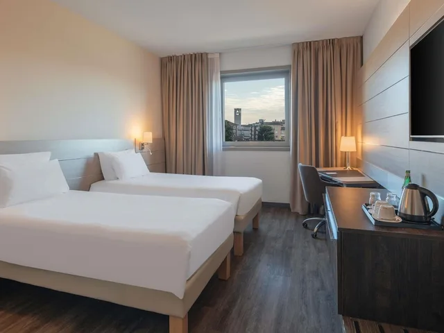 غرفة سوبيريور بسريرين منفصلين، NOVOTEL BRESCIA 2 4/10
