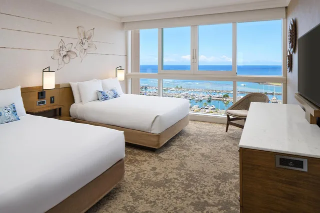 Room, 2 Queen Beds, Ocean Front, Club Floor، Prince Waikiki 2/4