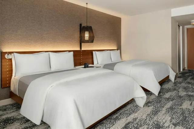 جناح جونيور بسريرين مزدوجين بإطلالة على المدينة بشرفة، Westin Gaslamp Quarter 2/3