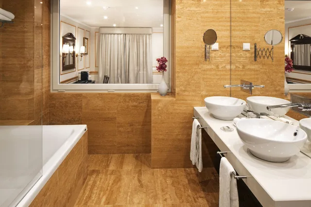 غرفة بريميوم بسرير مزدوج أو سريرين منفصلين بإطلالة على البحر، Hotel Senhora Da Guia 10/10