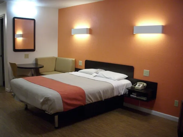 غرفة قياسية بسرير كينج، Motel6 Willows, CA 7/10