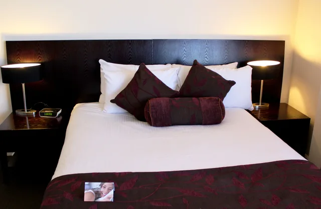 Executive Queen, Hotel Grand Chancellor Adelaide 4/6