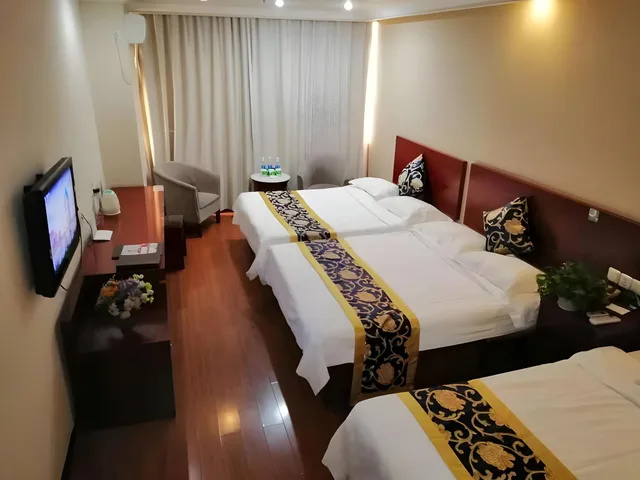 غرفة ثلاثية بثلاثة أسرّة، GreenTree Inn Tianjin Beiyang Bridge Hotel 2/2