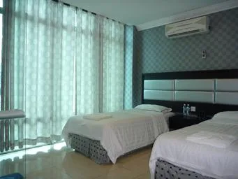 غرفة بريميير عائلية بسرير مزدوج وسريرين منفصلين، T Hotel 1/1