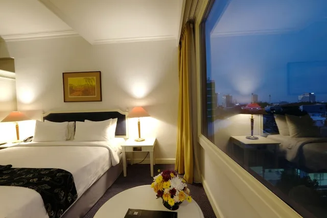 Deluxe, Twin Beds, City View, ARYADUTA MAKASSAR 5/6