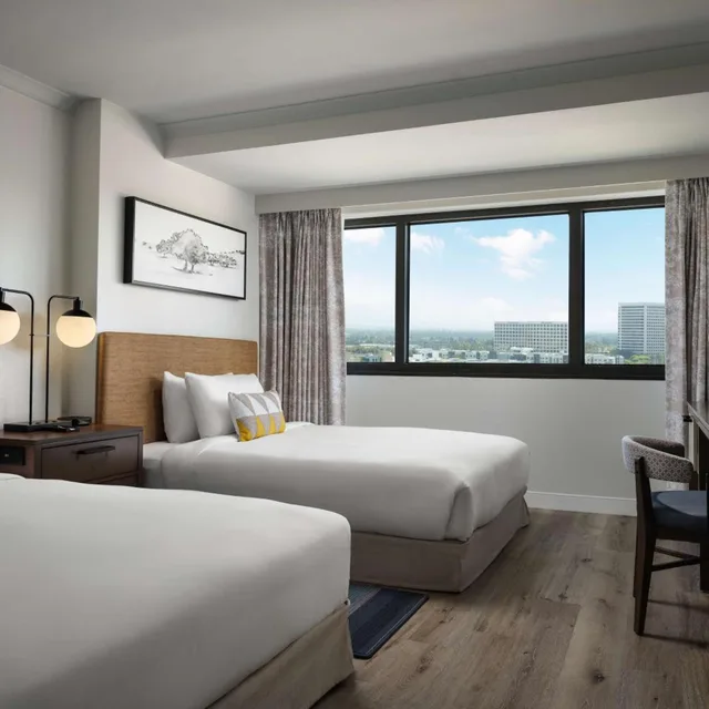 غرفة بسريرين كوين، Sonesta Irvine John Wayne Airport 2/4