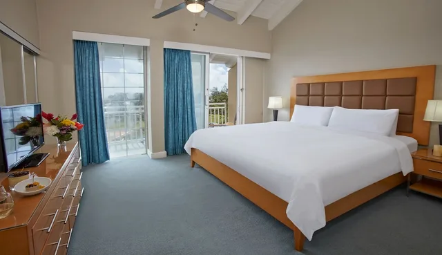 2 Bedrooms, Suite, King and Twin Beds, Divi Southwinds Beach Resort 2/5