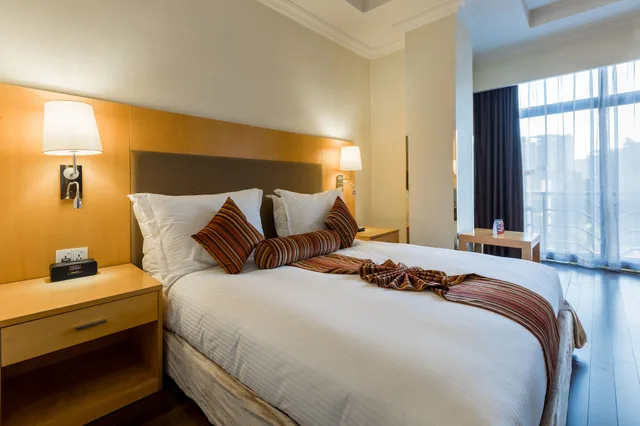 غرفة بزنس بسرير كينج، Ramada By Wyndham Addis Ababa 1/4