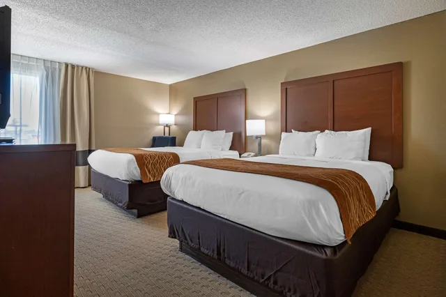 غرفة قياسية بسريرين كوين، Comfort Inn N Myrtle Beach Barefoot Landing 4/10