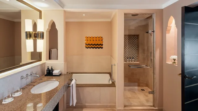 غرفة ديلوكس بسرير كينج بإطلالة على الحديقة، Four Seasons Resort Marrakech 5/10