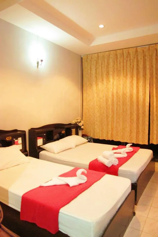 Standard, 1 Queen and 1 Single Bed, Lake View, Rimkaeng Resort 1/1