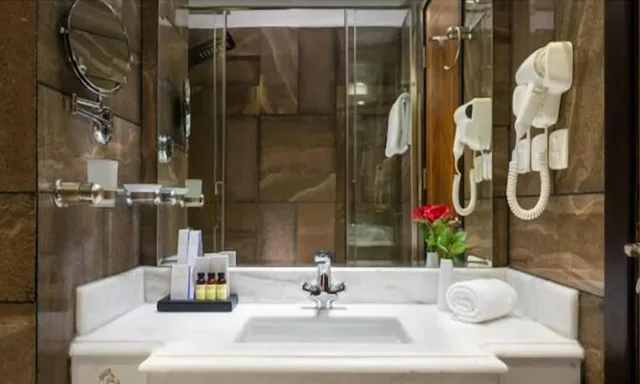 غرفة قياسية بسرير كوين بإطلالة على المدينة بغرفة نوم واحدة، فندق فيرتا العليا(VERTA Al Olaya Hotel Riyadh) 6/9