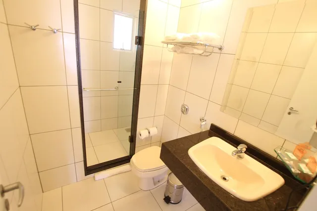 غرفة قياسية ثلاثية بسرير مزدوج وسرير فردي، Confiance Batel Hotel 3/3