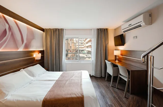 غرفة بسرير مزدوج، Volga Hotel 1/6