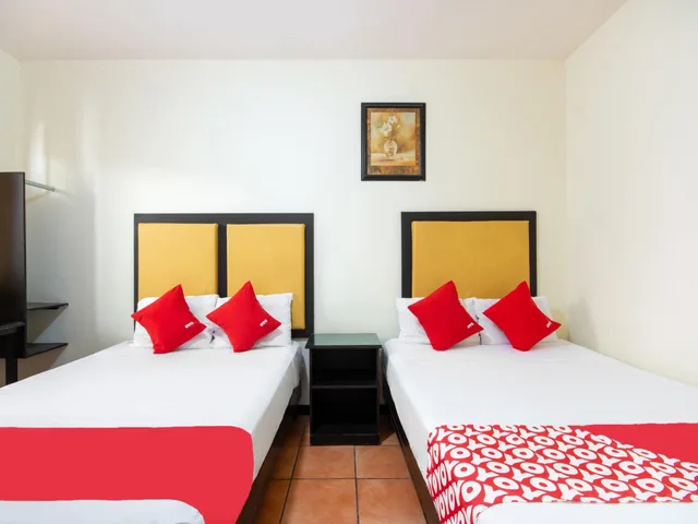 غرفة قياسية بسريرين، Hotel Catedral 5/9