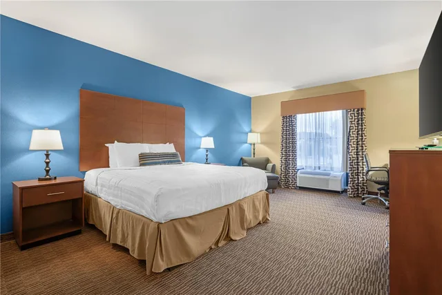 Room, King Bed, Best Western St Francisville Hotel 3/4