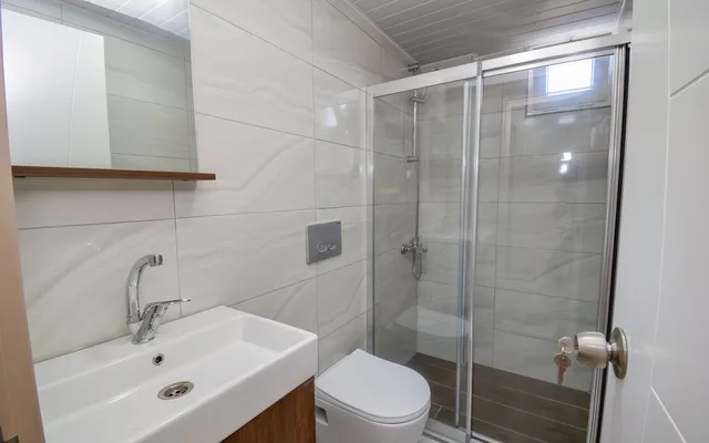 غرفة ديلوكس بسرير كوين، Esmeralda Butik Hotel 4/5
