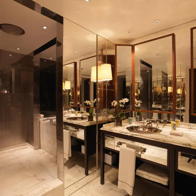 جناح، Rosewood London 3/3