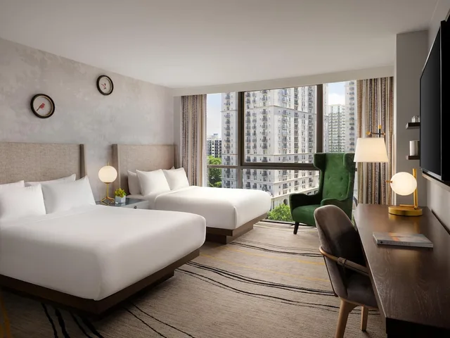 Tree Top, 2 Queen Beds, Accessible، The Starling Atlanta Midtown, Curio Collection by Hilton 2/8