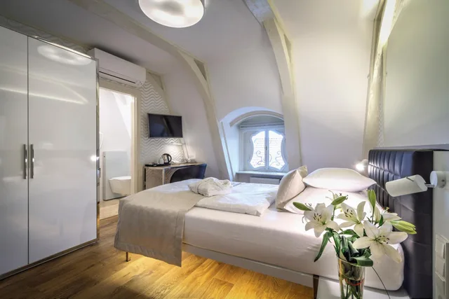 غرفة مفردة، Hotel Golden Star 4/7
