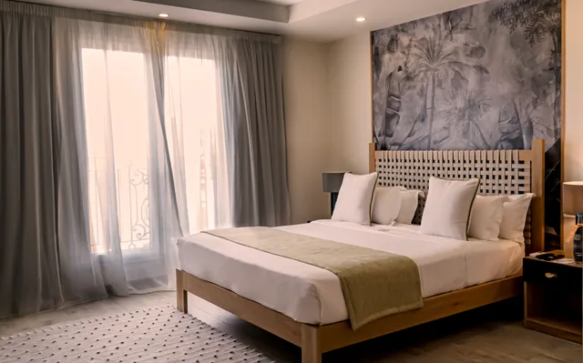 Penthouse, Apartment, The Address Boutique Hotel 1/2