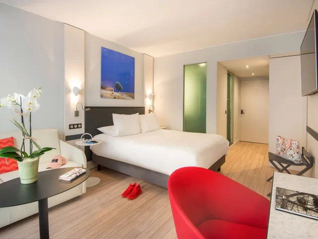 غرفة سوبيريور بسرير كوين مع أريكة، Mercure Ajaccio Centre 3/8