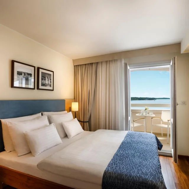 غرفة سوبيريور بإطلالة على البحر، Valamar Riviera Hotel & Residence 2/4