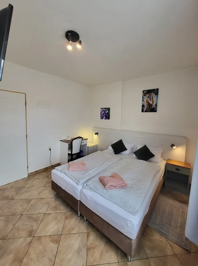 Economy, Twin Beds, Penzion Al Corso 2/10