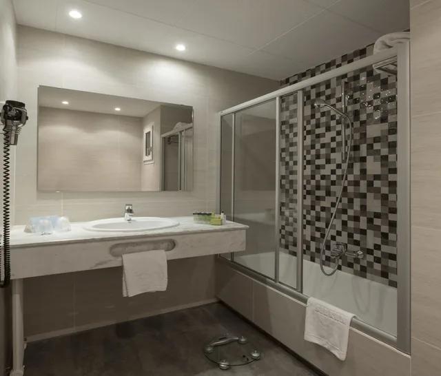 غرفة كومفورت بسرير مزدوج، Park Hotel San Jorge 5/5