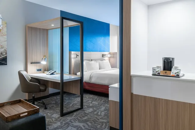 Suite, King Bed, Trundle Bed, SpringHill Suites by Marriott Overland Park Leawood 7/7