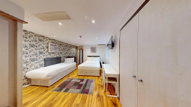 استوديو مريح ثلاثي بسرير مزدوج وسرير فردي، Msk Hotel 82 London 2/9