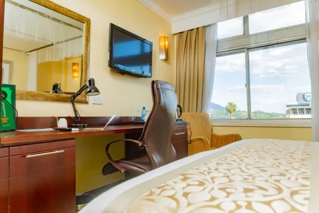 غرفة ديلوكس بسرير مزدوج، Sunbird Mount Soche Hotel 1/1