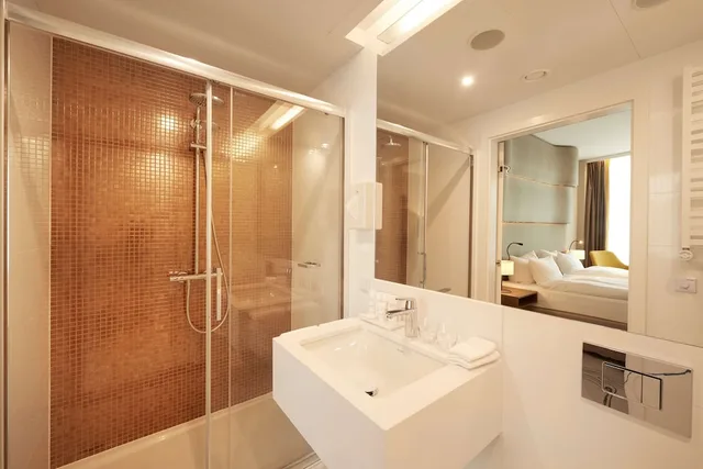 غرفة سوبيريور بسرير كينج بإطلالة على البحر، Radisson Blu Resort Swinoujscie 4/5