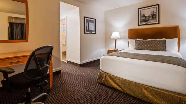 غرفة بسريرين كوين، Best Western Pine Tree Motel 1/4