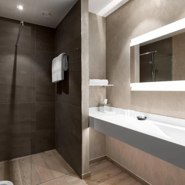 غرفة كومفورت بسرير مزدوج بشرفة، Ac Hotel Wroclaw 2/3