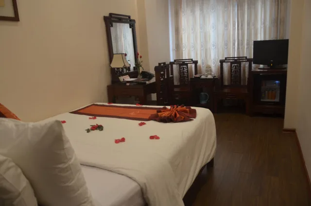 غرفة سوبيريور بسرير كوين بإطلالة على المدينة، Phoenix Legend Hotel 3/7