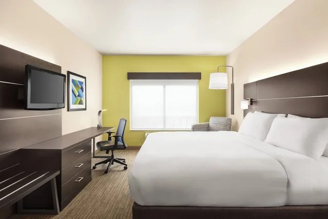 جناح بسرير كينج بغرفة نوم واحدة، Holiday Inn Express Hotel Suites San Antonio Nw Medical Area 2/4