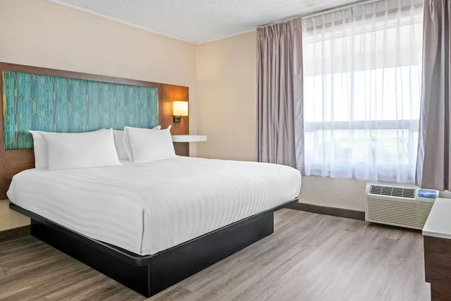 جناح بسرير كينج، Travelodge by Wyndham Amherst 1/5