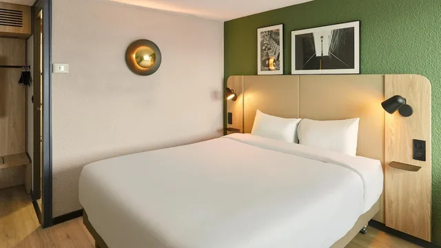 غرفة قياسية بسرير كوين، CAMPANILE PARIS SUD - PORTE D'ORLEANS ARCUEIL 2/10