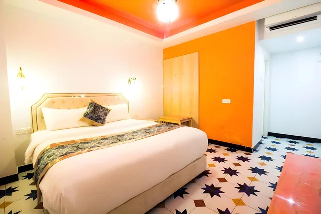 Economy, Hotel Hilal 1/1