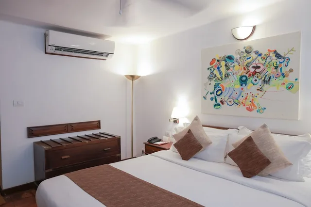 Room, Double Bed, Lake Front, Pool View، Coconut Lagoon Cgh Earth 2/6